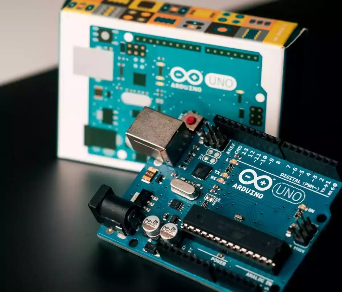 What Is Arduino ? An Easy Introduction For Beginners